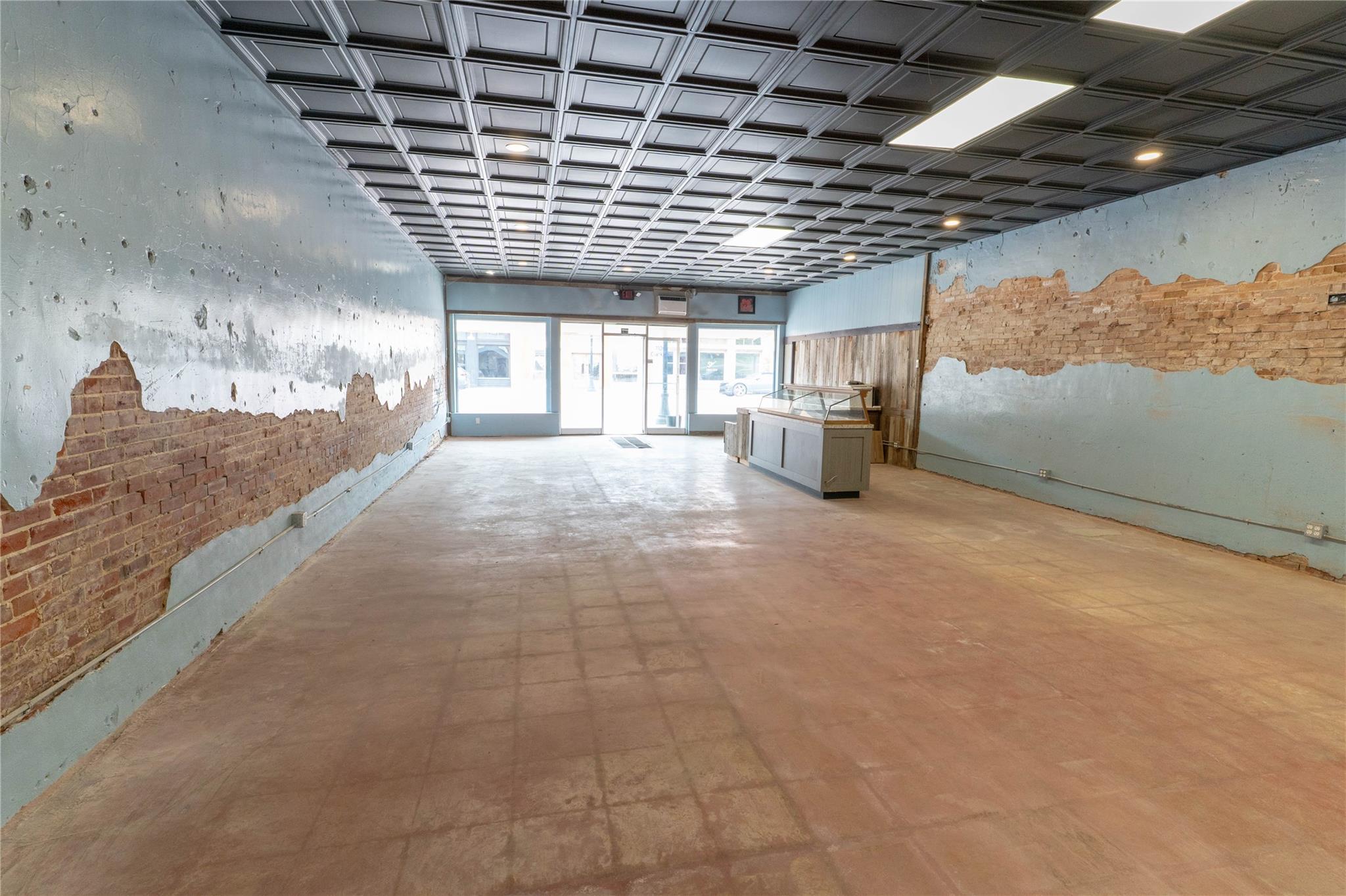 110 E Clark St E, Bartlett, TX 76511