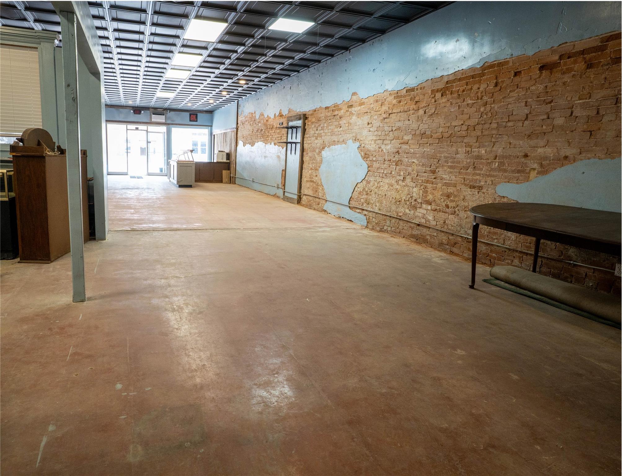 110 E Clark St E, Bartlett, TX 76511