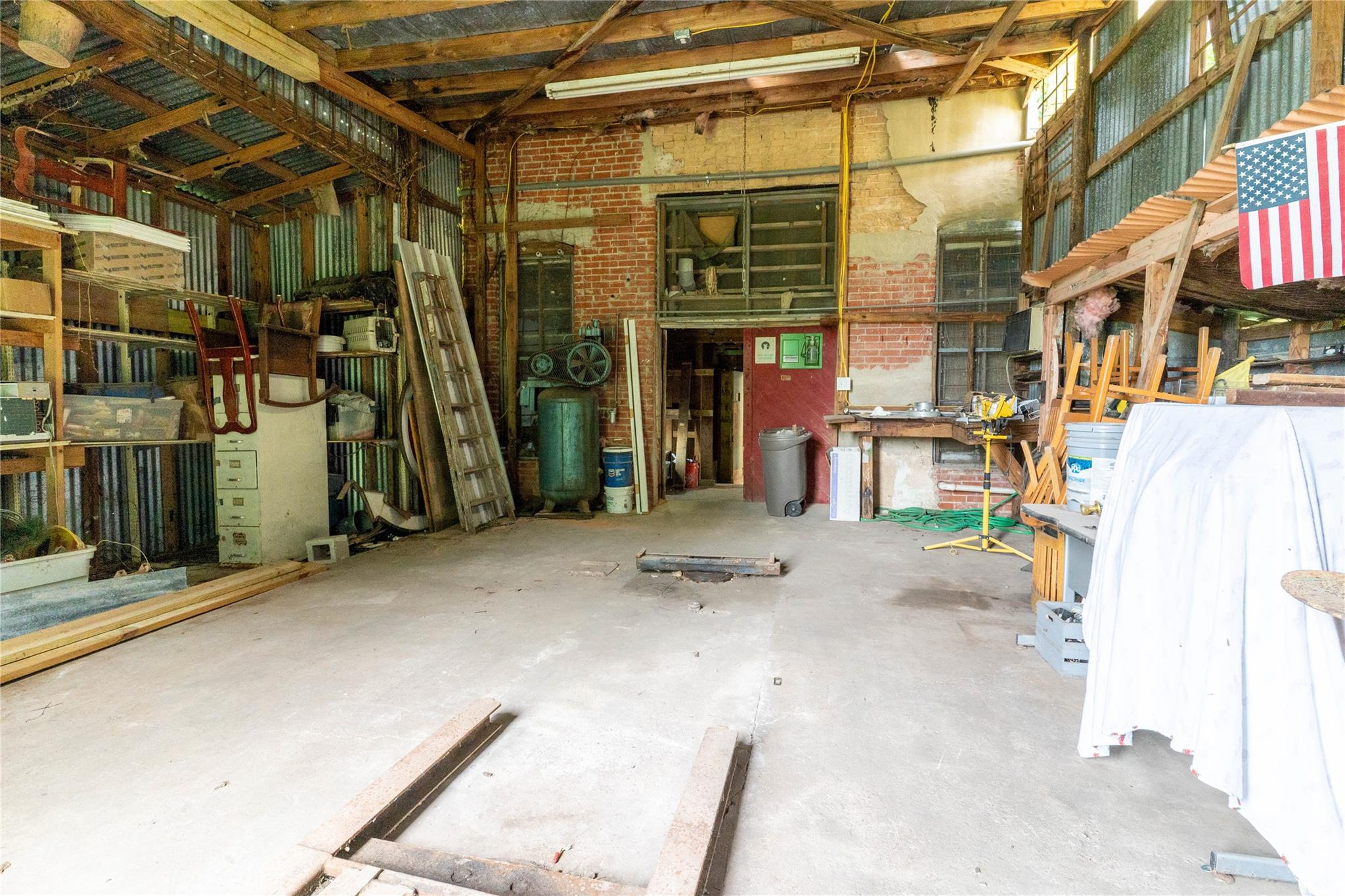 110 E Clark St E, Bartlett, TX 76511