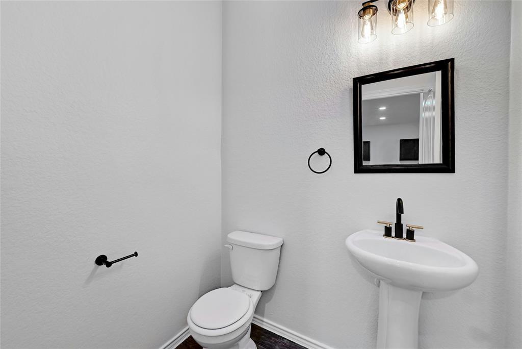 5824 Brampton Ln, Austin, TX 78724