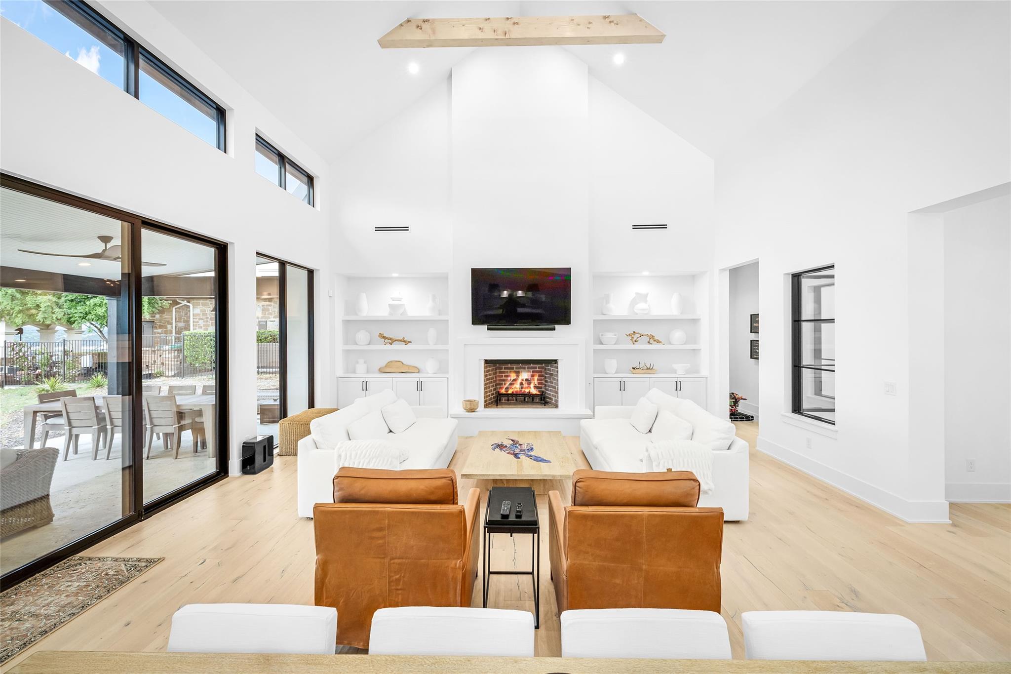 708 Watercliffe Dr, Leander, TX 78645