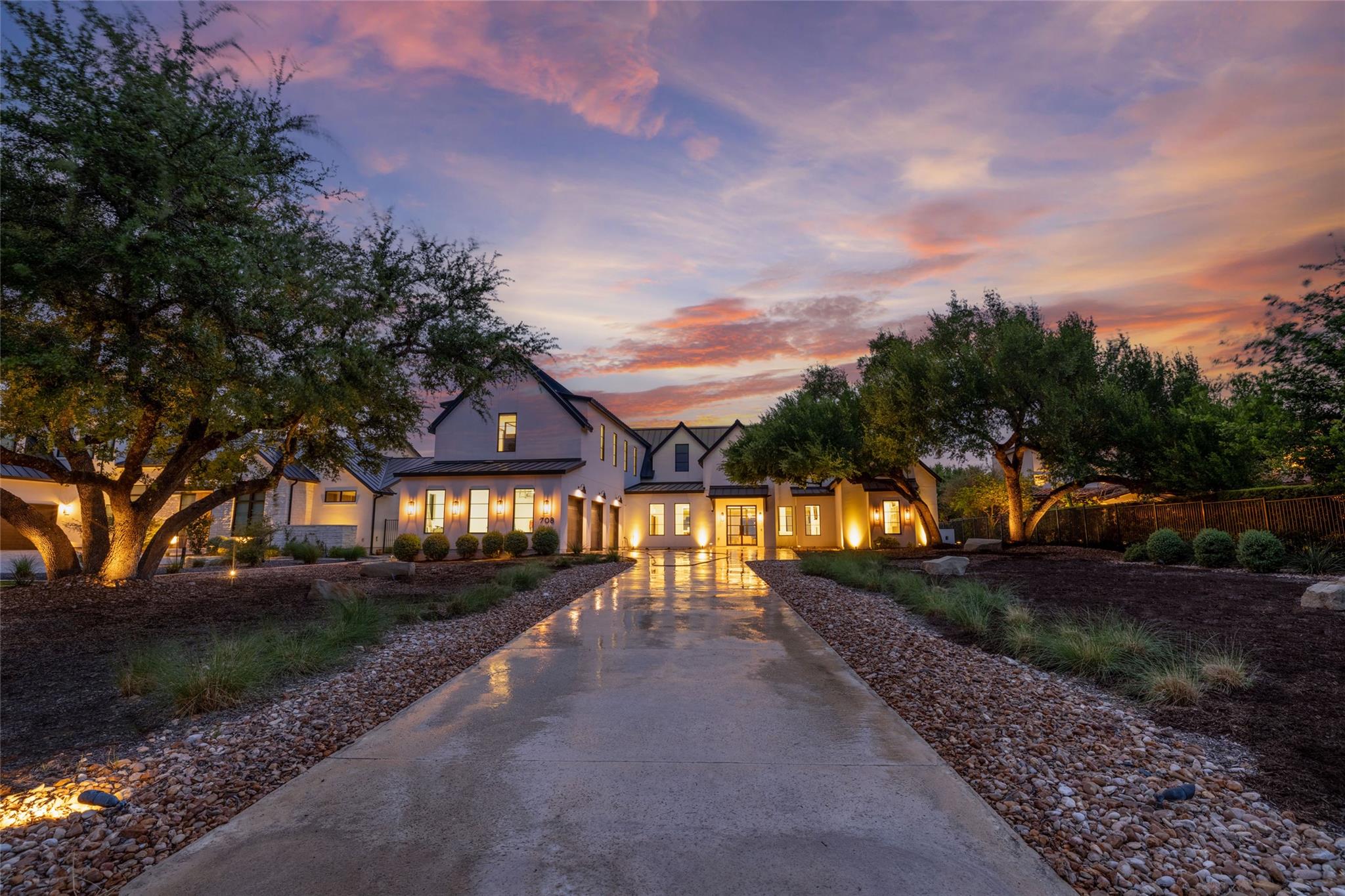 708 Watercliffe Dr, Leander, TX 78645