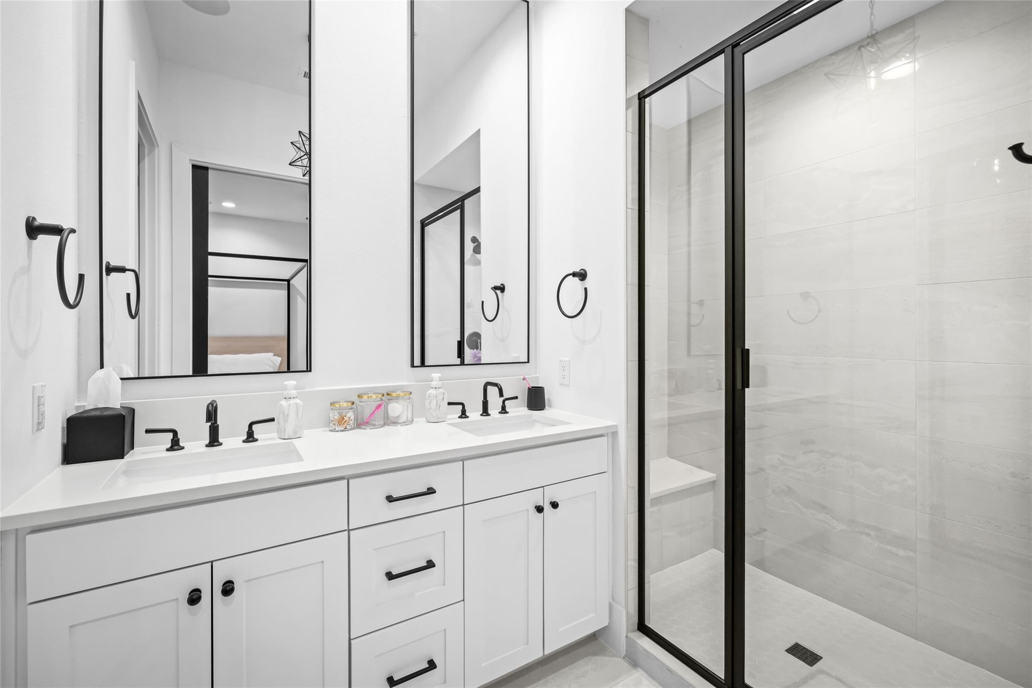 708 Watercliffe Dr, Leander, TX 78645