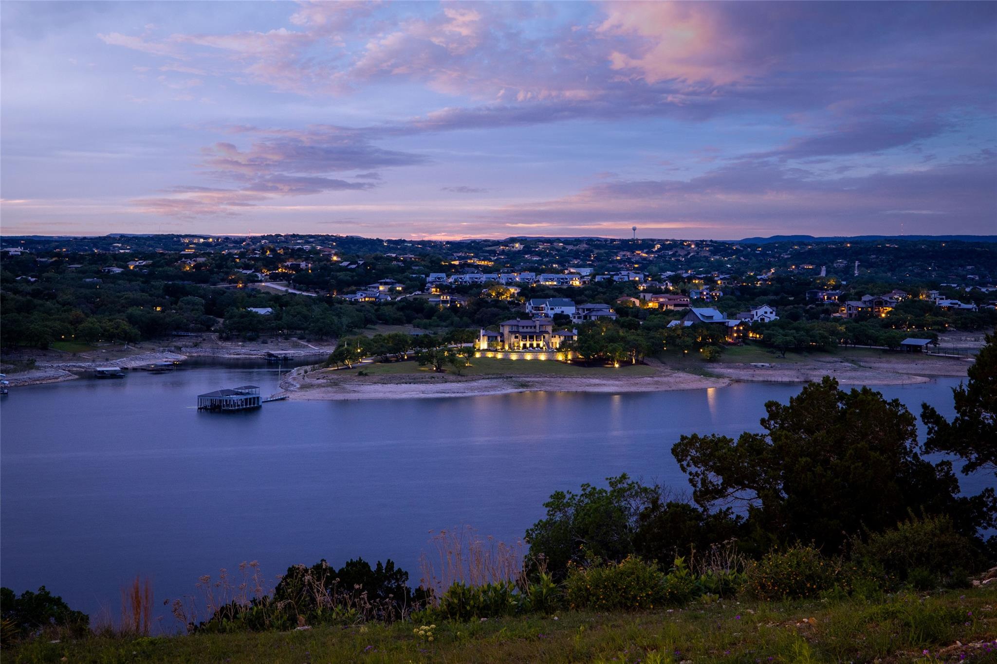 708 Watercliffe Dr, Leander, TX 78645