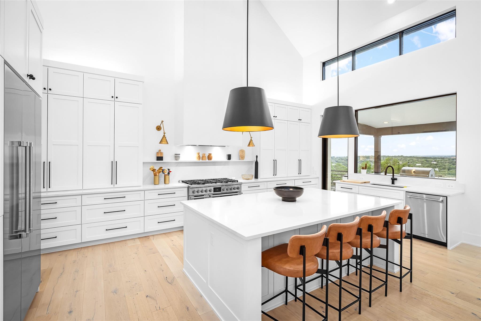 708 Watercliffe Dr, Leander, TX 78645