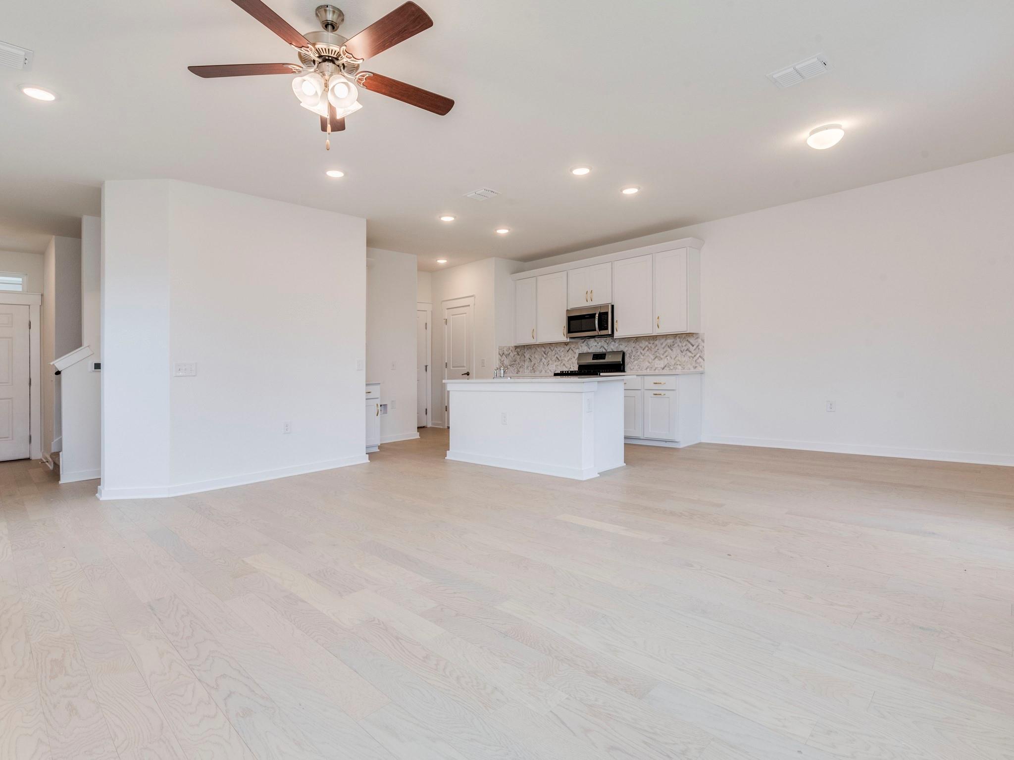 7209 Grenadine Bloom Bnd # B, Del Valle, TX 78617