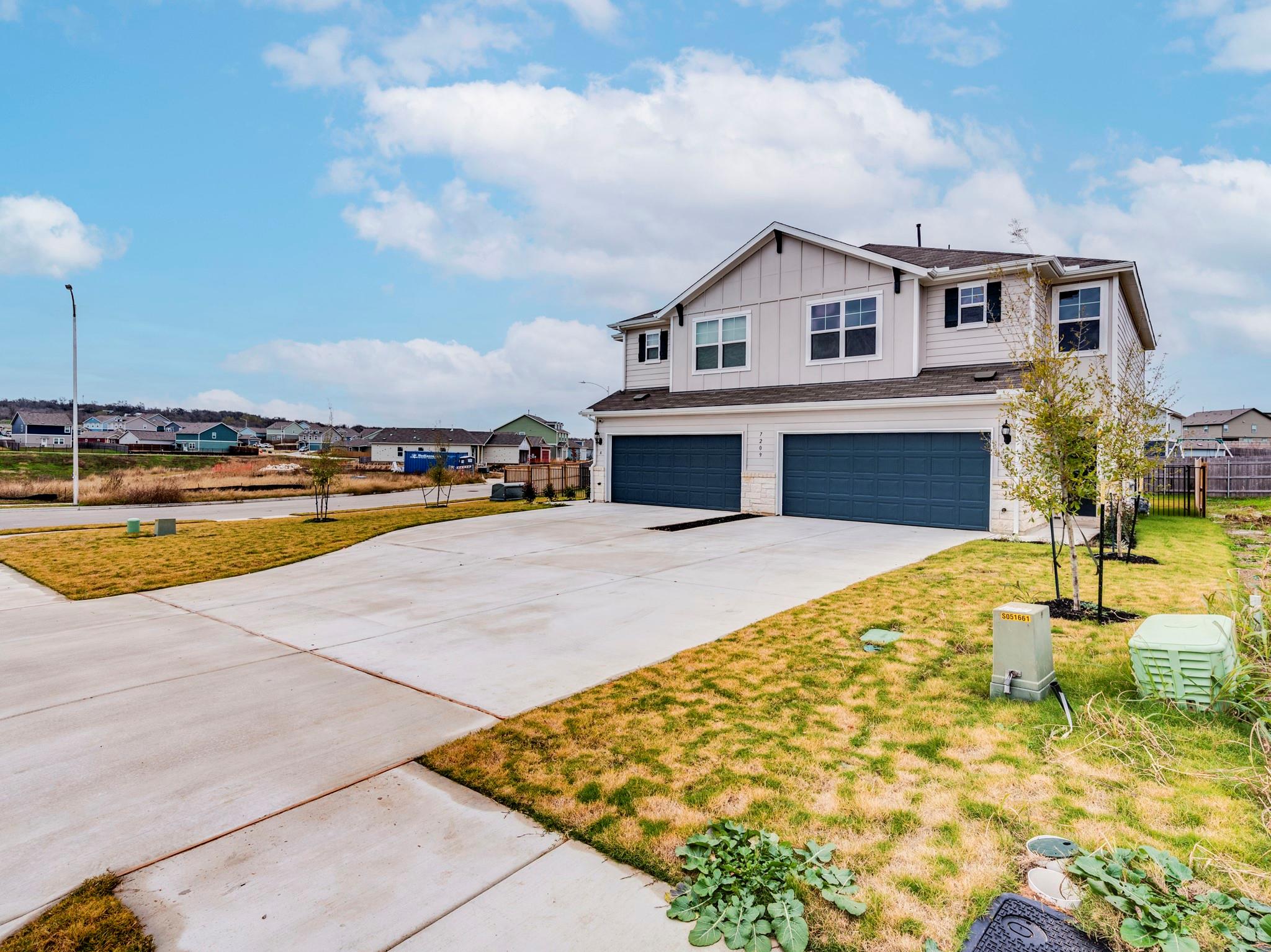 7209 Grenadine Bloom Bnd # B, Del Valle, TX 78617