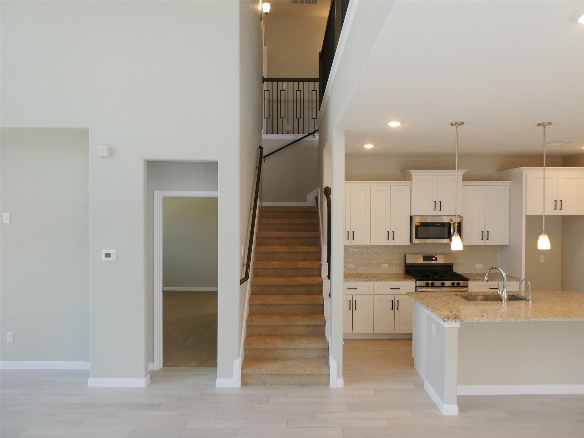 132 Caterpillar Ln, Georgetown, TX 78628