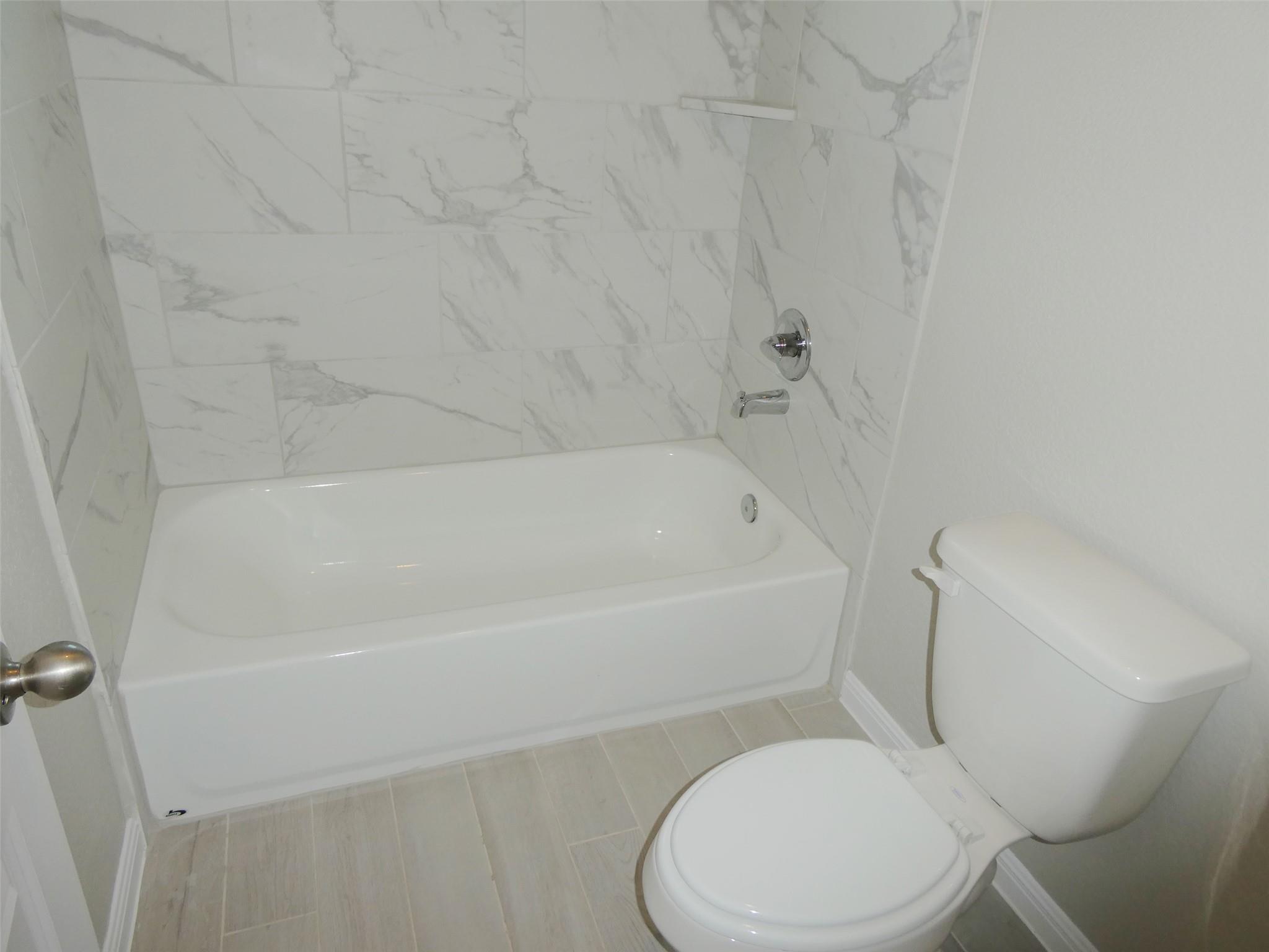 132 Caterpillar Ln, Georgetown, TX 78628