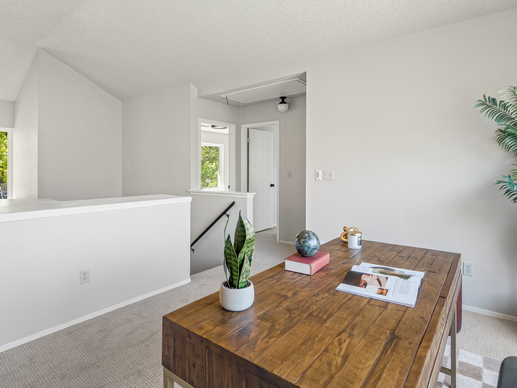 6420 Wareham Ln, Austin, TX 78739