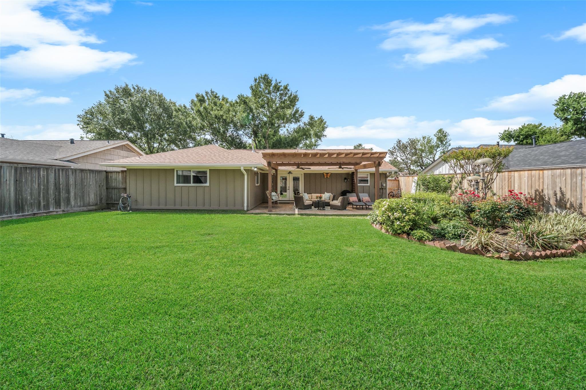 2523 Droxford Dr, Houston, TX 77008