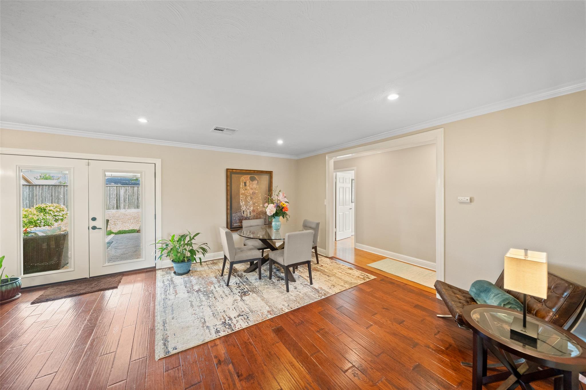 2523 Droxford Dr, Houston, TX 77008