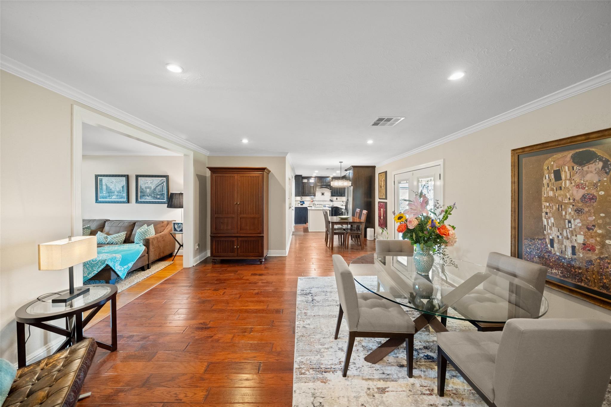 2523 Droxford Dr, Houston, TX 77008