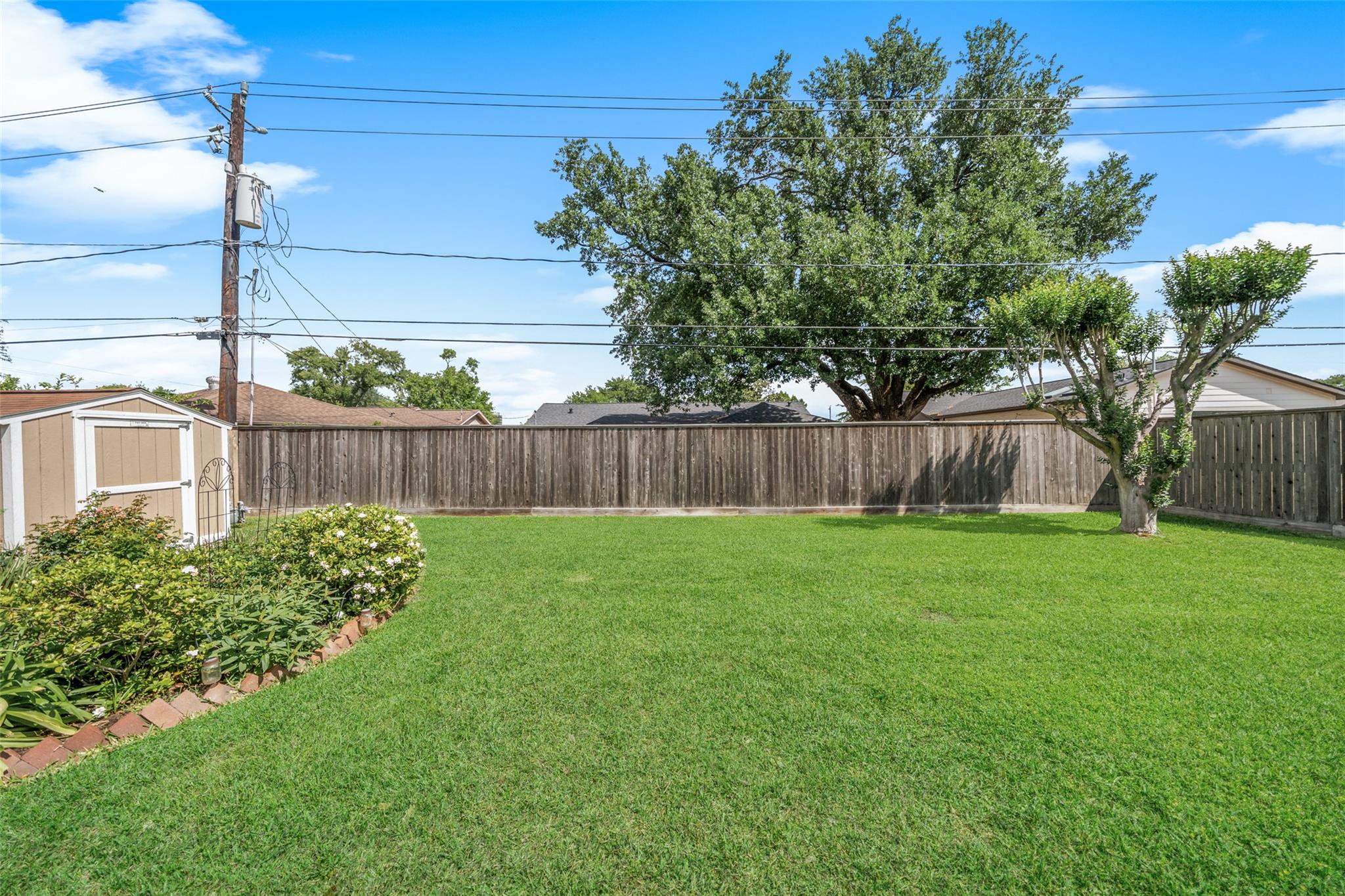 2523 Droxford Dr, Houston, TX 77008