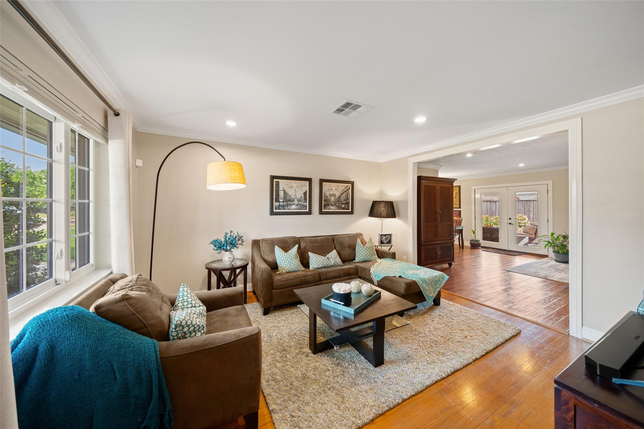 2523 Droxford Dr, Houston, TX 77008