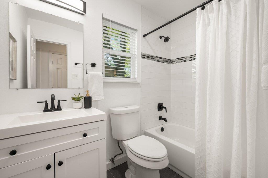 9704 Oriole Dr, Austin, TX 78753