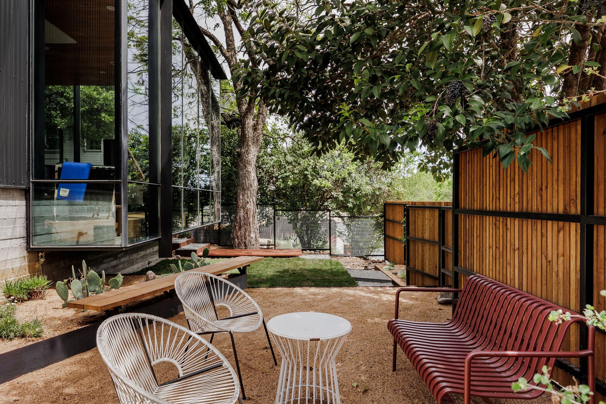 2700 E 12th St, Austin, TX 78702