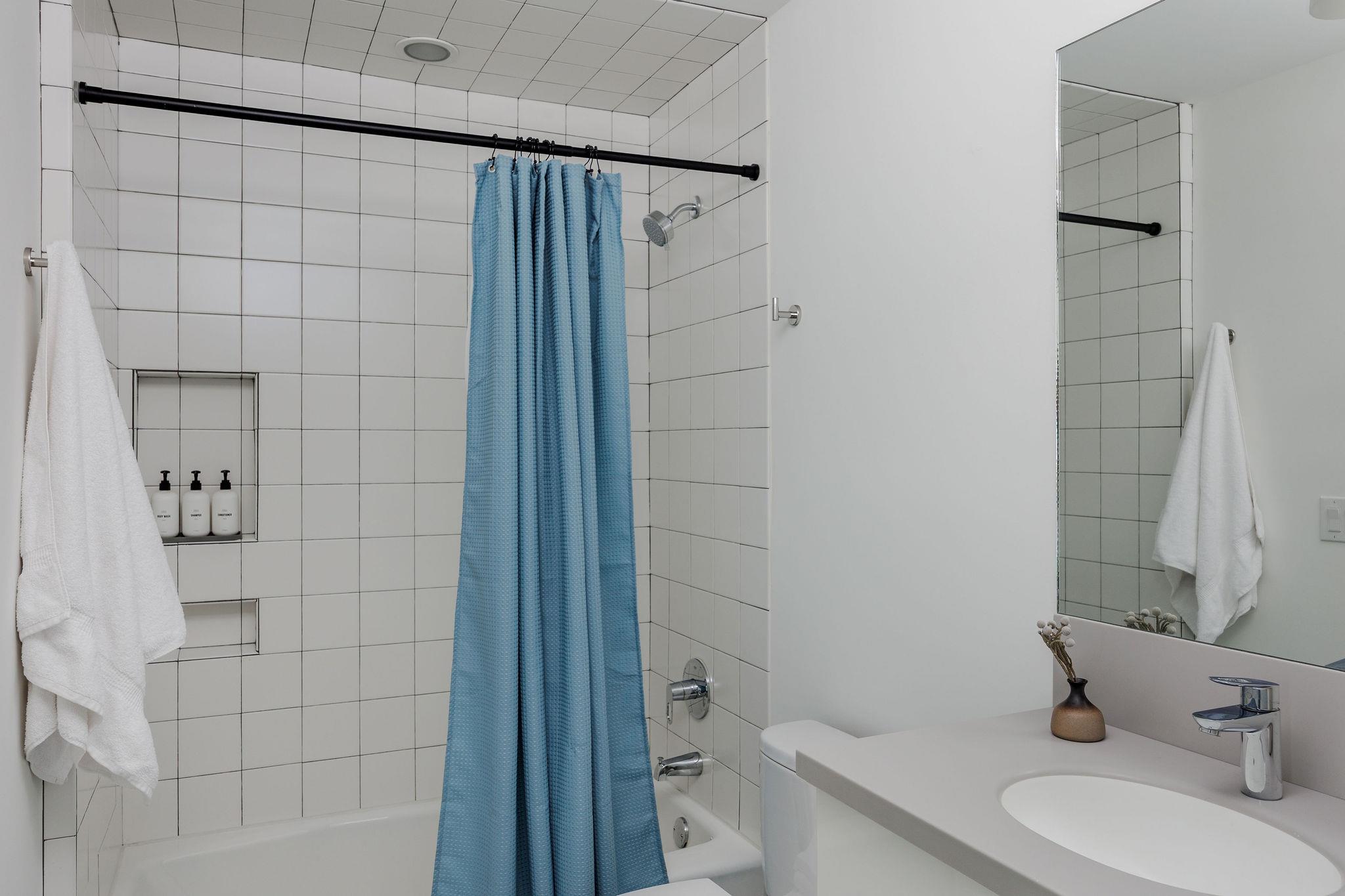 2700 E 12th St, Austin, TX 78702