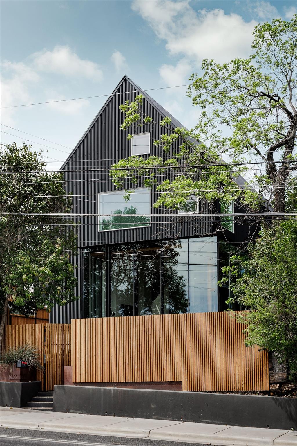 2700 E 12th St, Austin, TX 78702