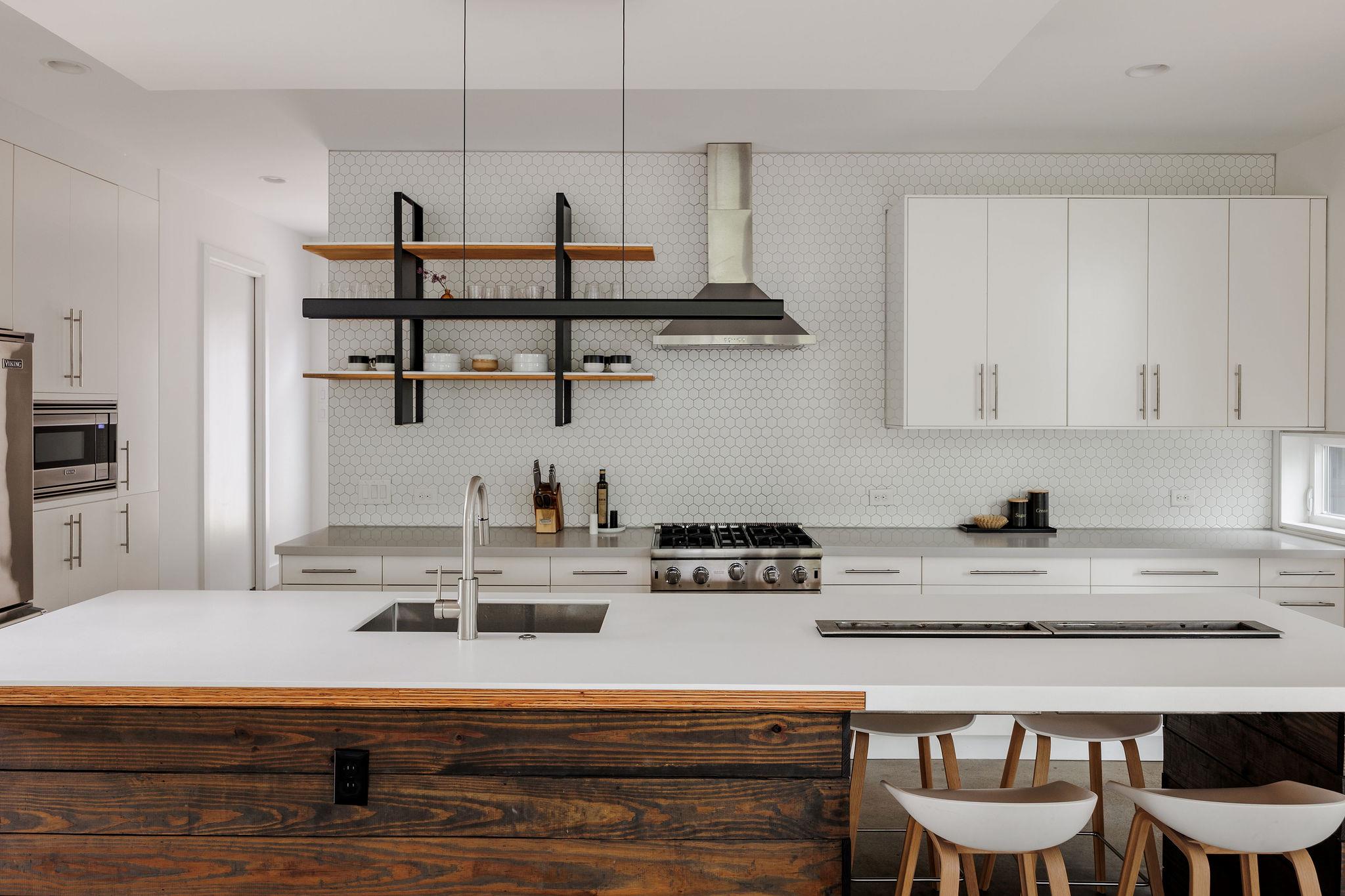 2700 E 12th St, Austin, TX 78702