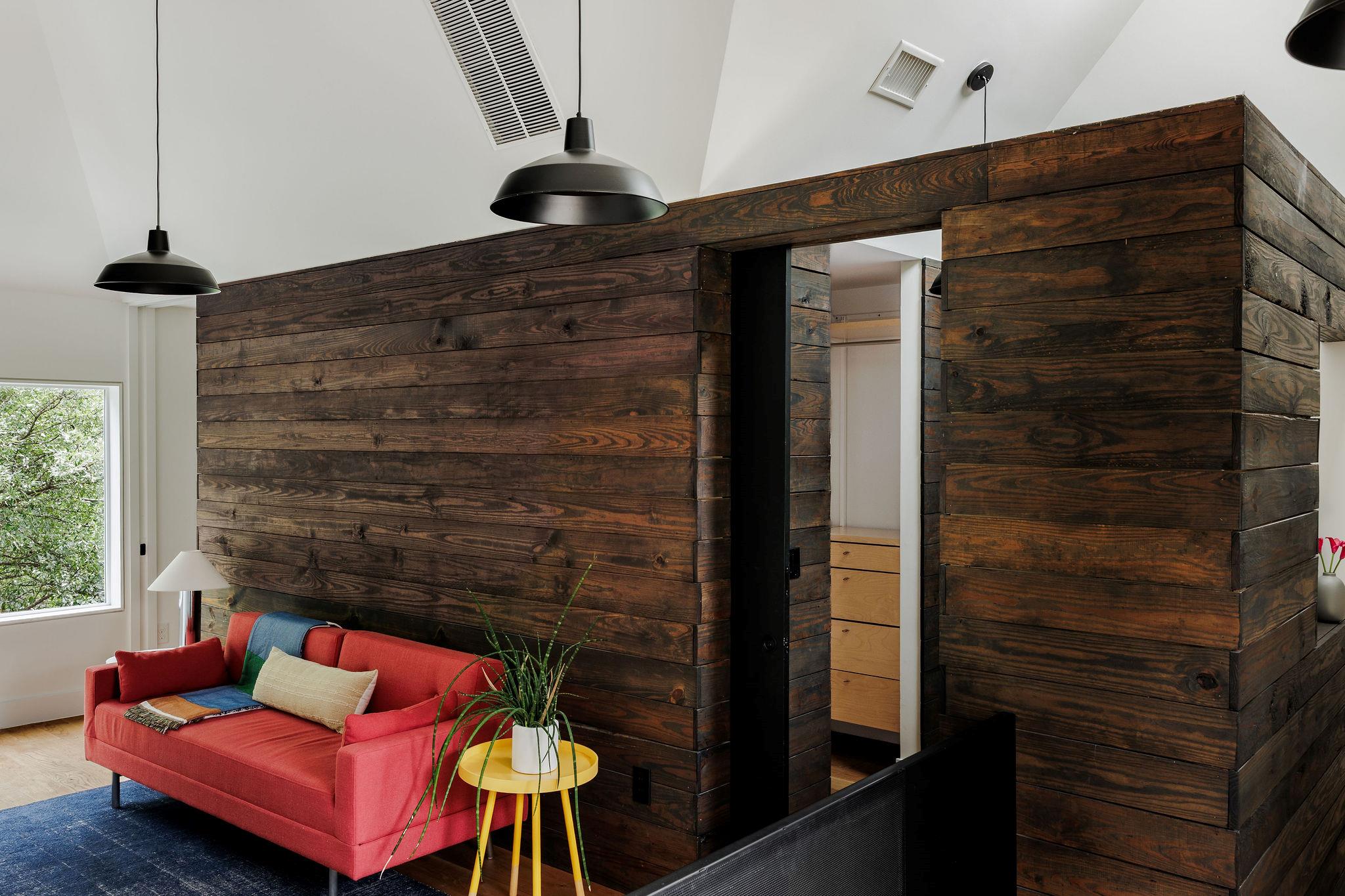 2700 E 12th St, Austin, TX 78702