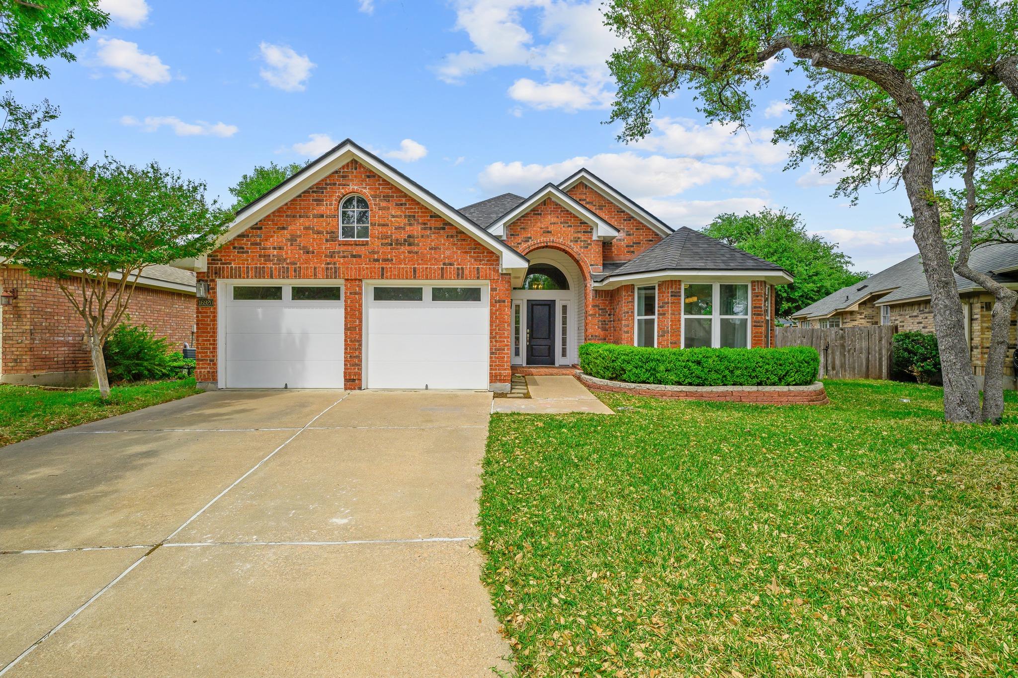 16920 E Dorman Dr, Round Rock, TX 78681