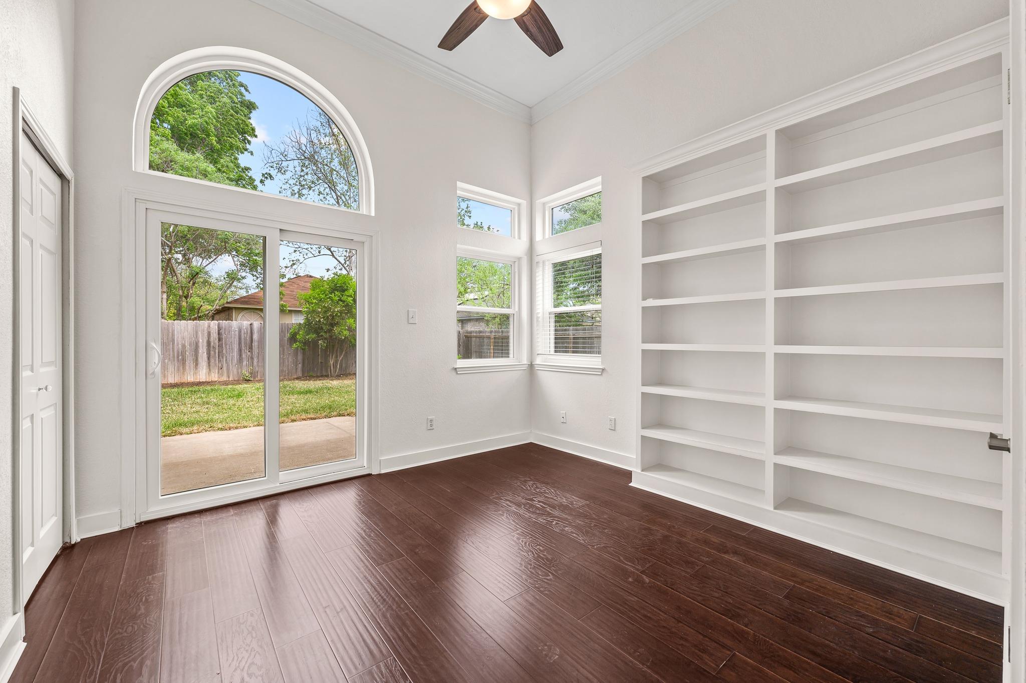 16920 E Dorman Dr, Round Rock, TX 78681