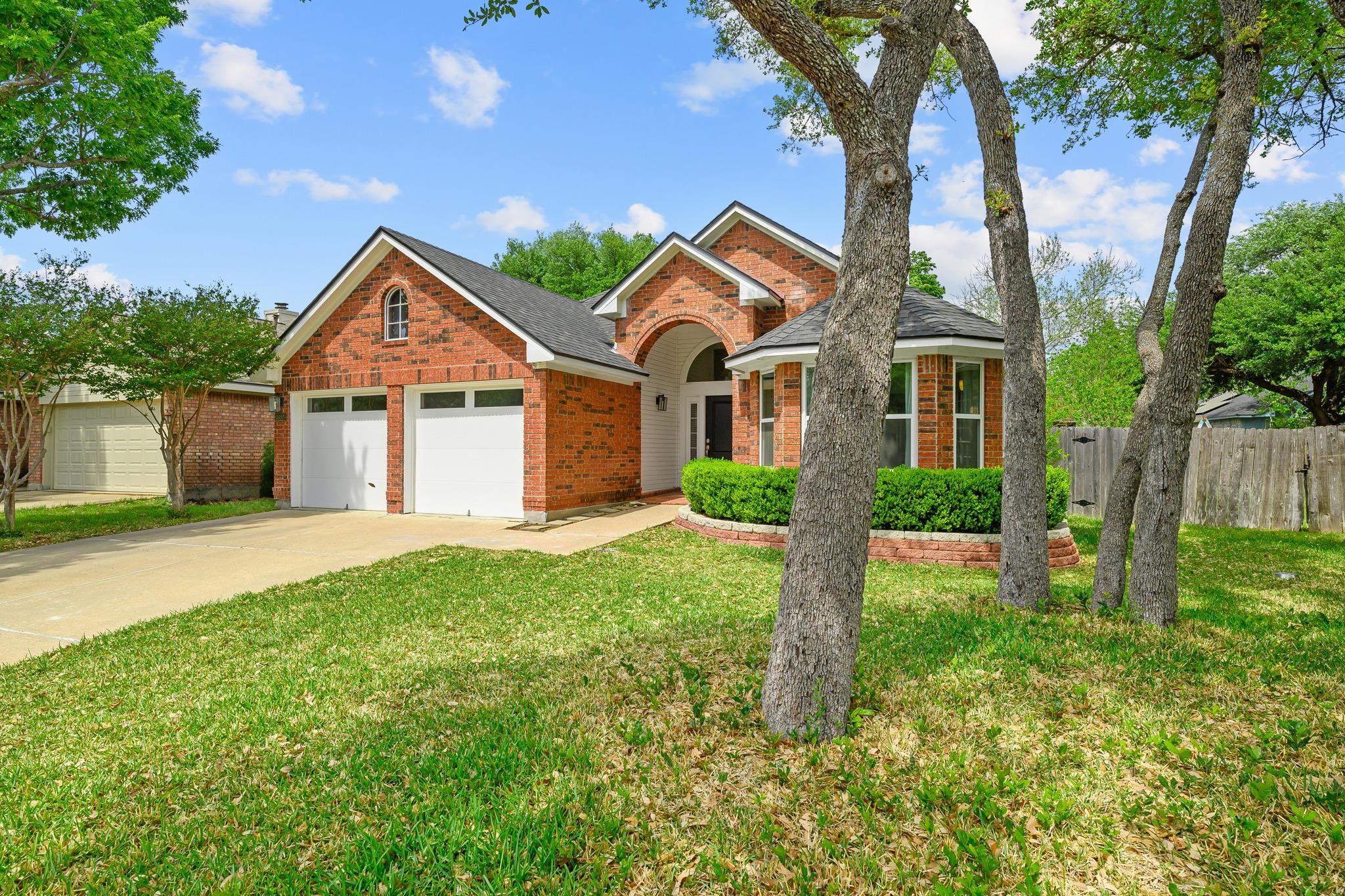 16920 E Dorman Dr, Round Rock, TX 78681