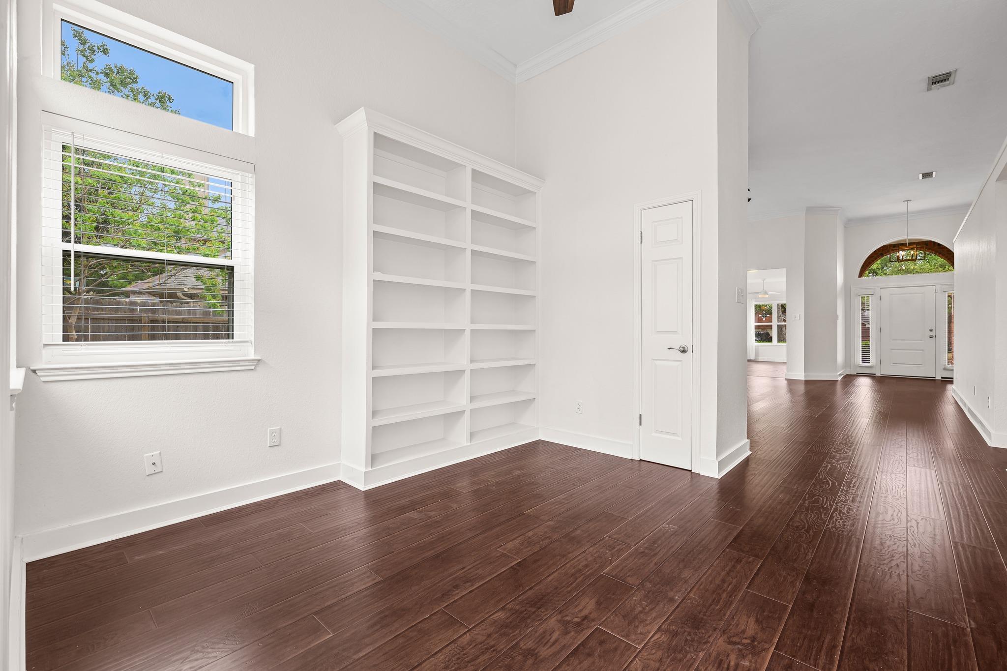 16920 E Dorman Dr, Round Rock, TX 78681