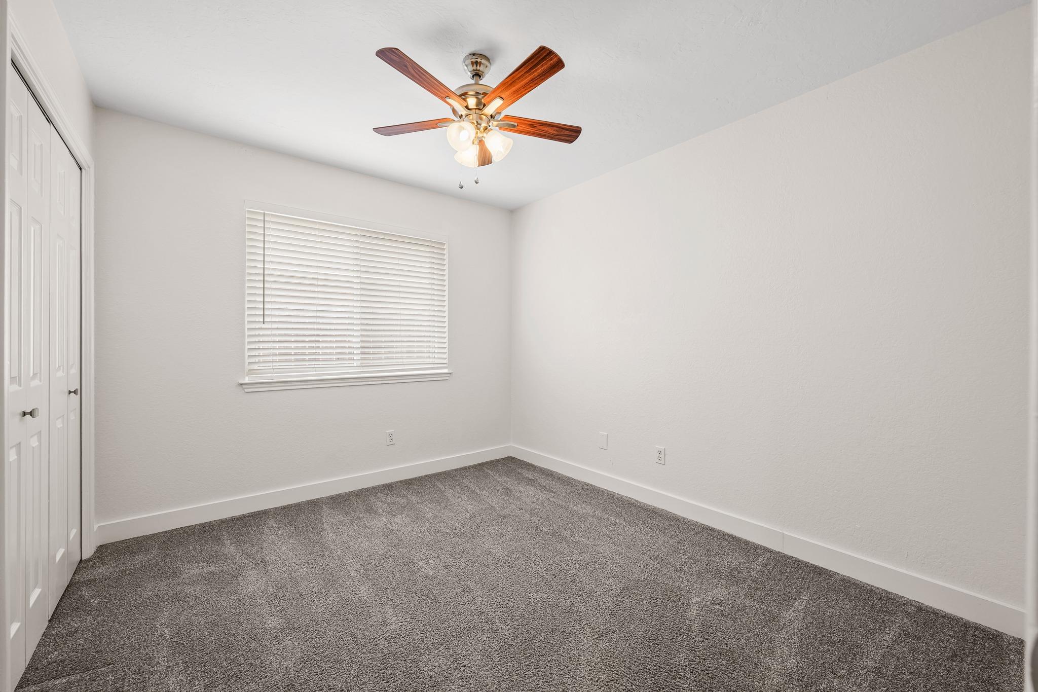 16920 E Dorman Dr, Round Rock, TX 78681