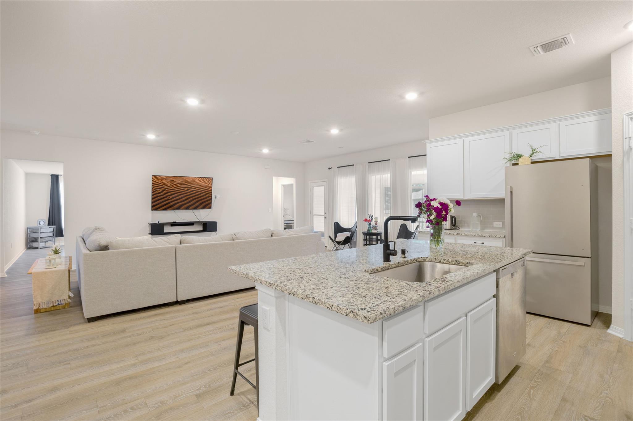 109 Egret Dr, Bastrop, TX 78602