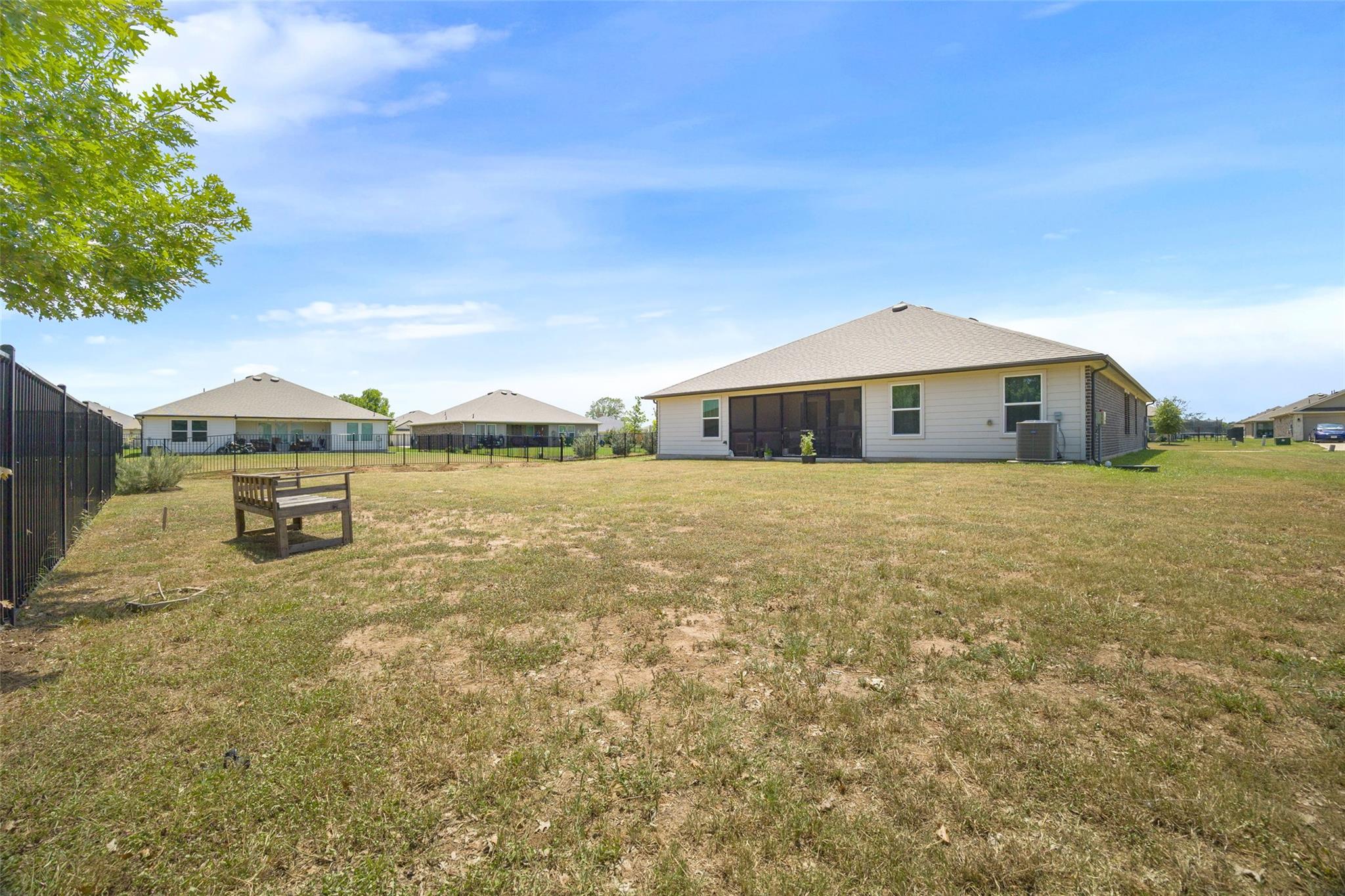 109 Egret Dr, Bastrop, TX 78602