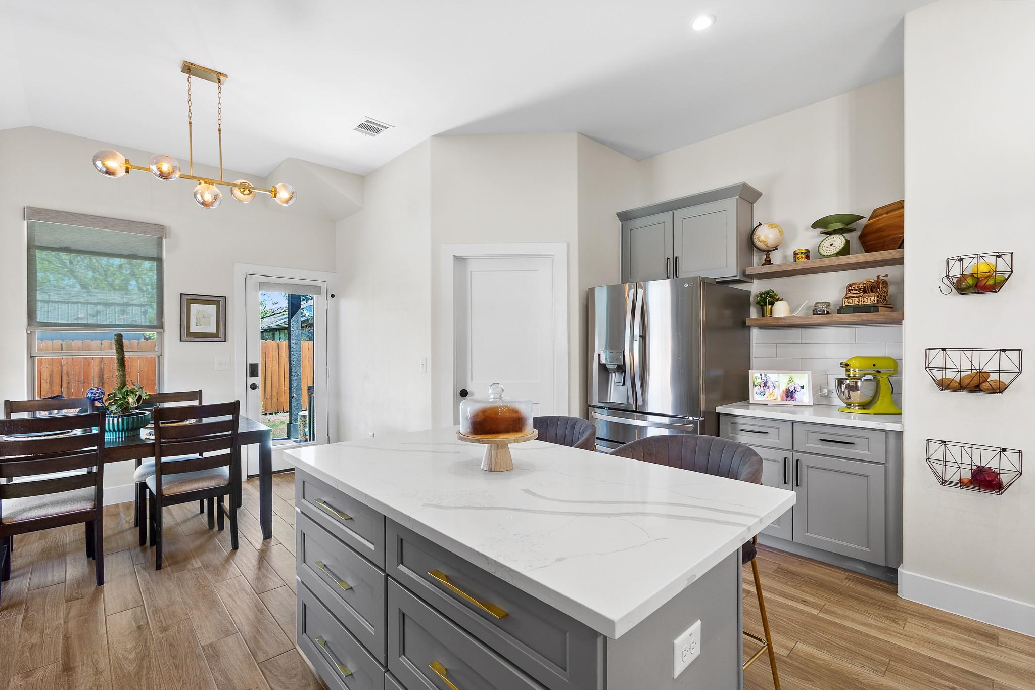 303 W Browning St, Manor, TX 78653