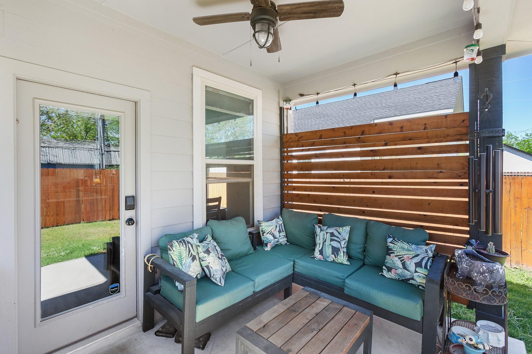 303 W Browning St, Manor, TX 78653