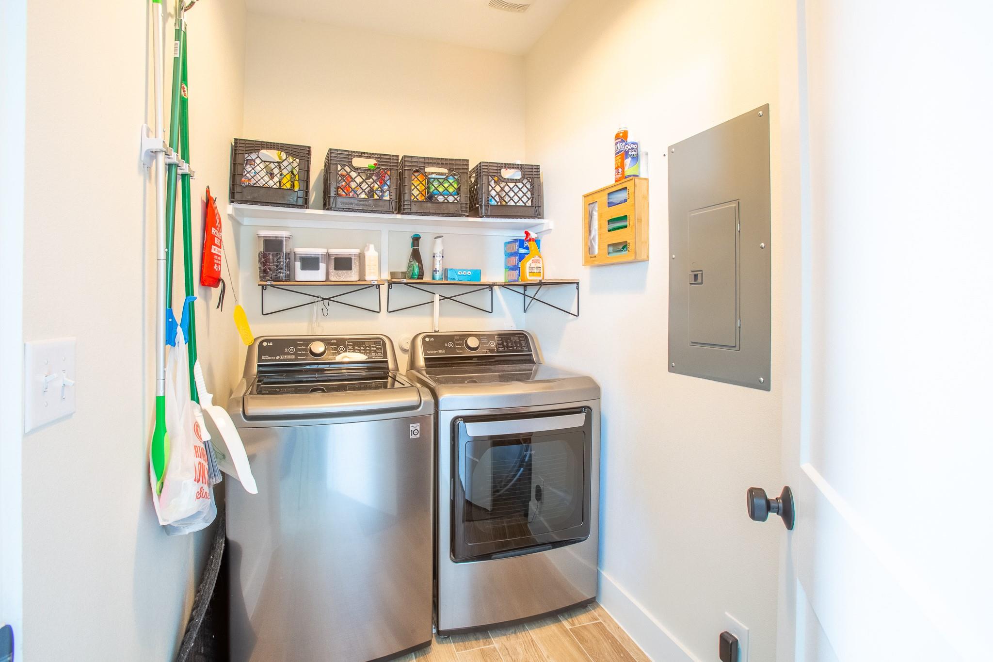 303 W Browning St, Manor, TX 78653