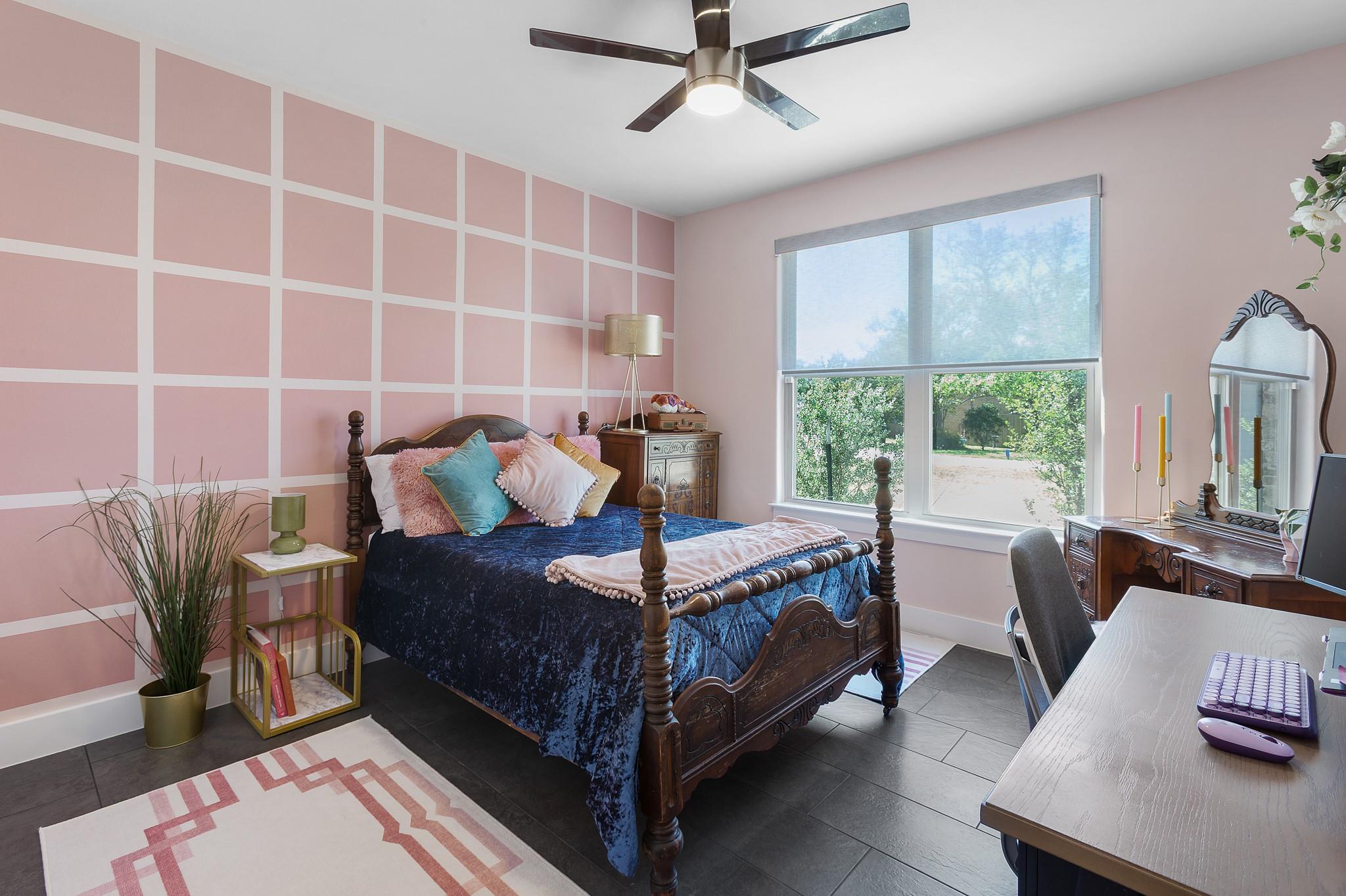 303 W Browning St, Manor, TX 78653