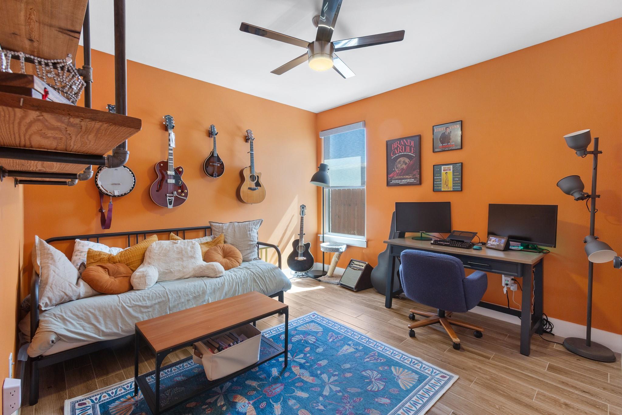 303 W Browning St, Manor, TX 78653