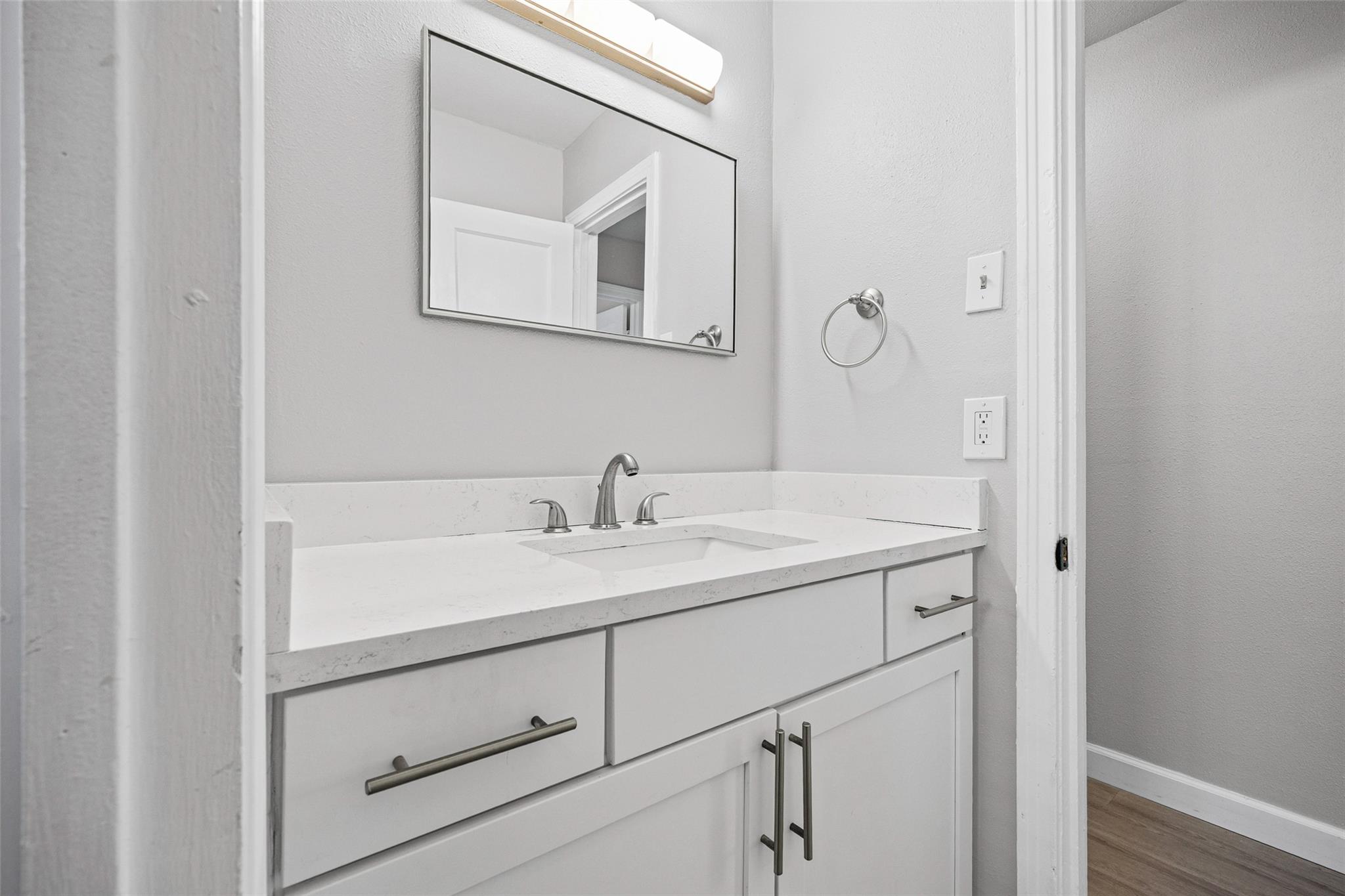 4709 Leslie Ave, Austin, TX 78721