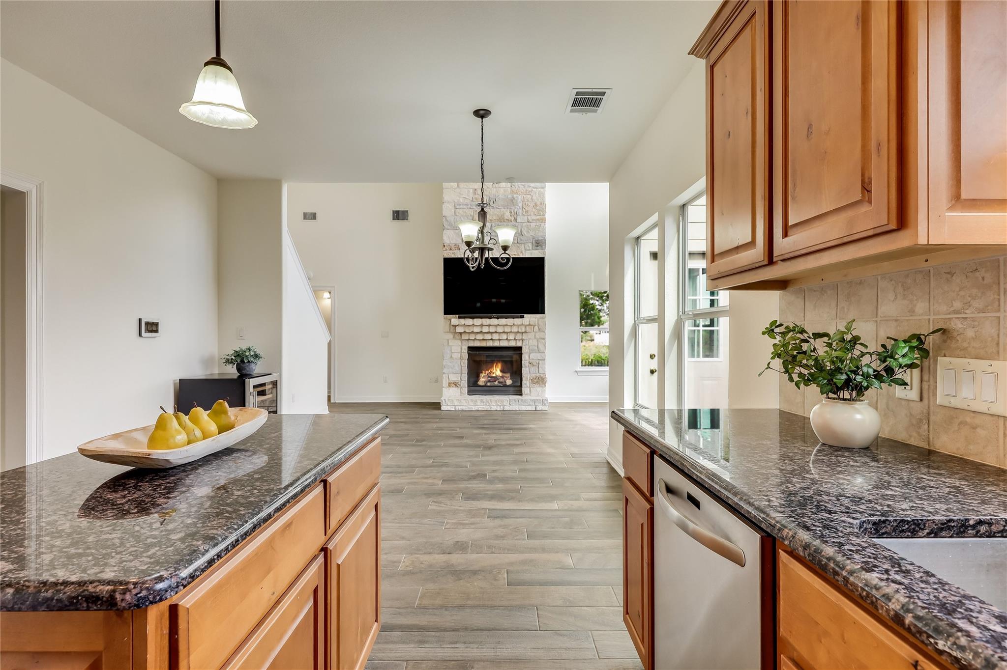 21825 Surrey Ln, Lago Vista, TX 78645