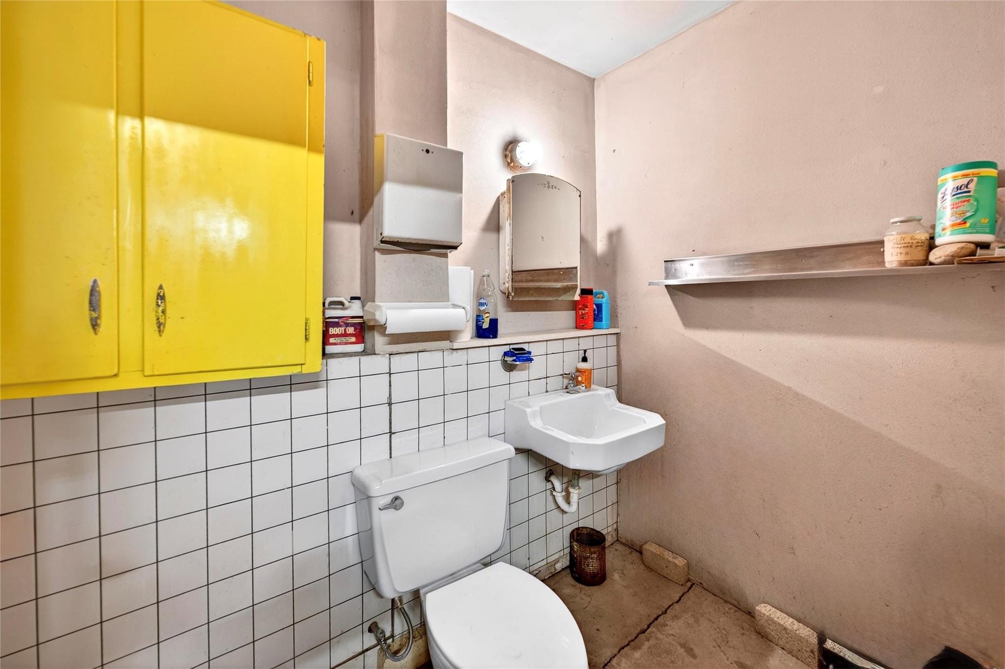 401 E 6th St, Lampasas, TX 76550