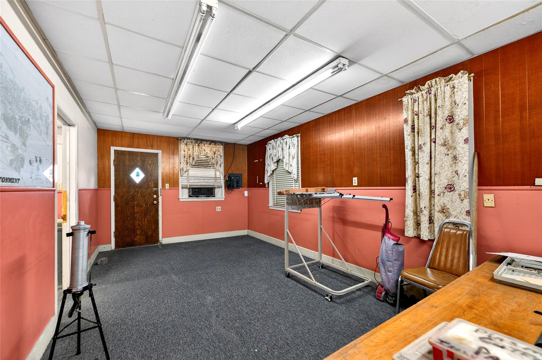 401 E 6th St, Lampasas, TX 76550