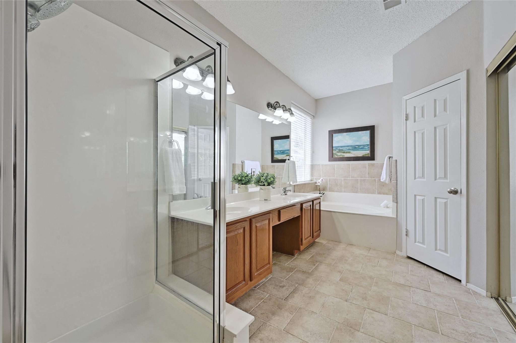 10906 Redgate Ln, Austin, TX 78739