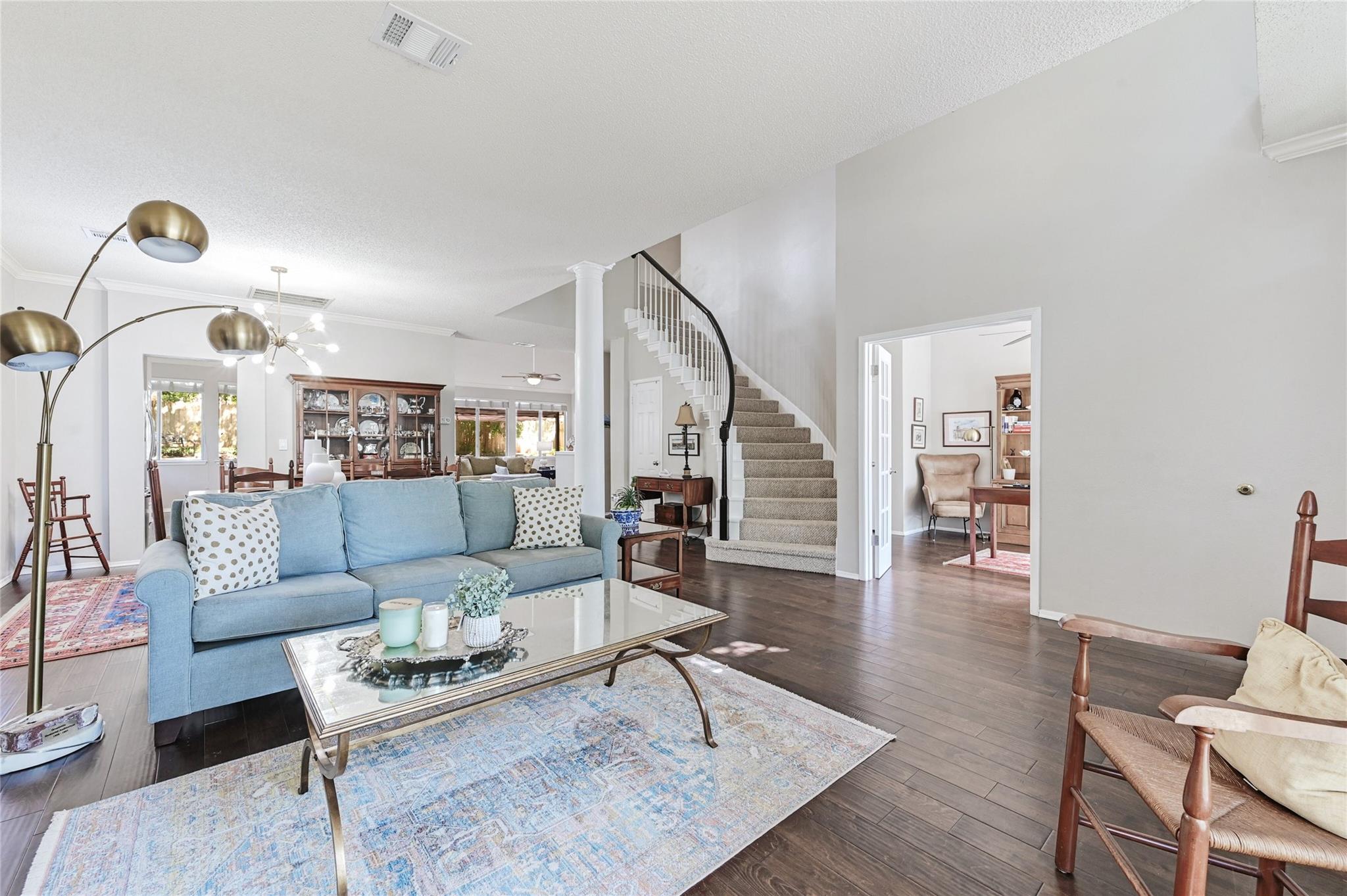 10906 Redgate Ln, Austin, TX 78739