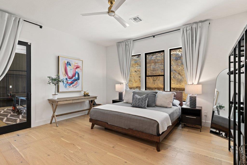 401 Rogart Dr, Spicewood, TX 78669