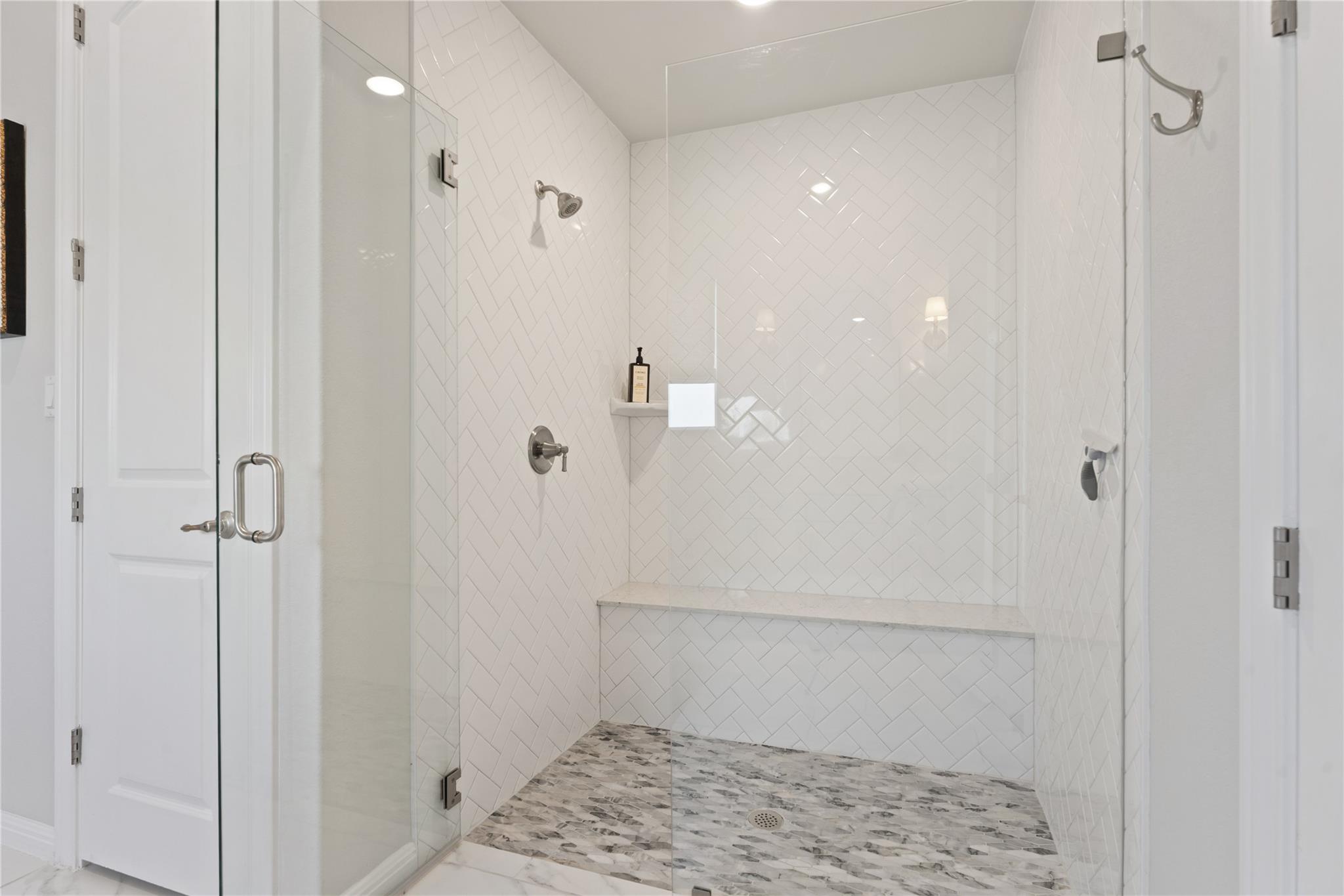 1825 Hazy Hills Loop, Dripping Springs, TX 78620