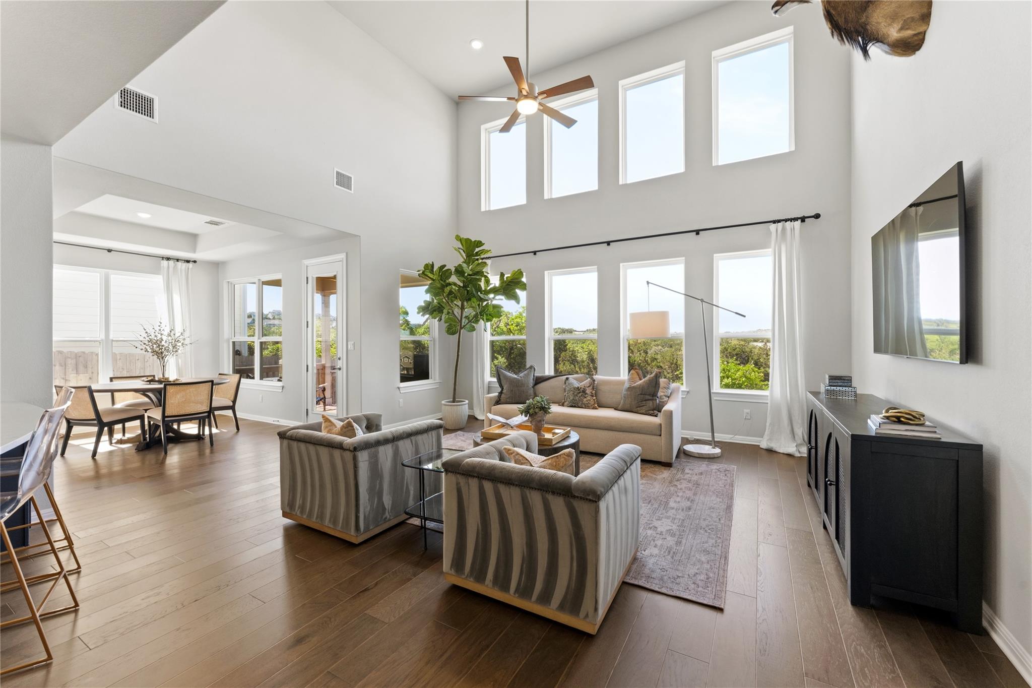 1825 Hazy Hills Loop, Dripping Springs, TX 78620