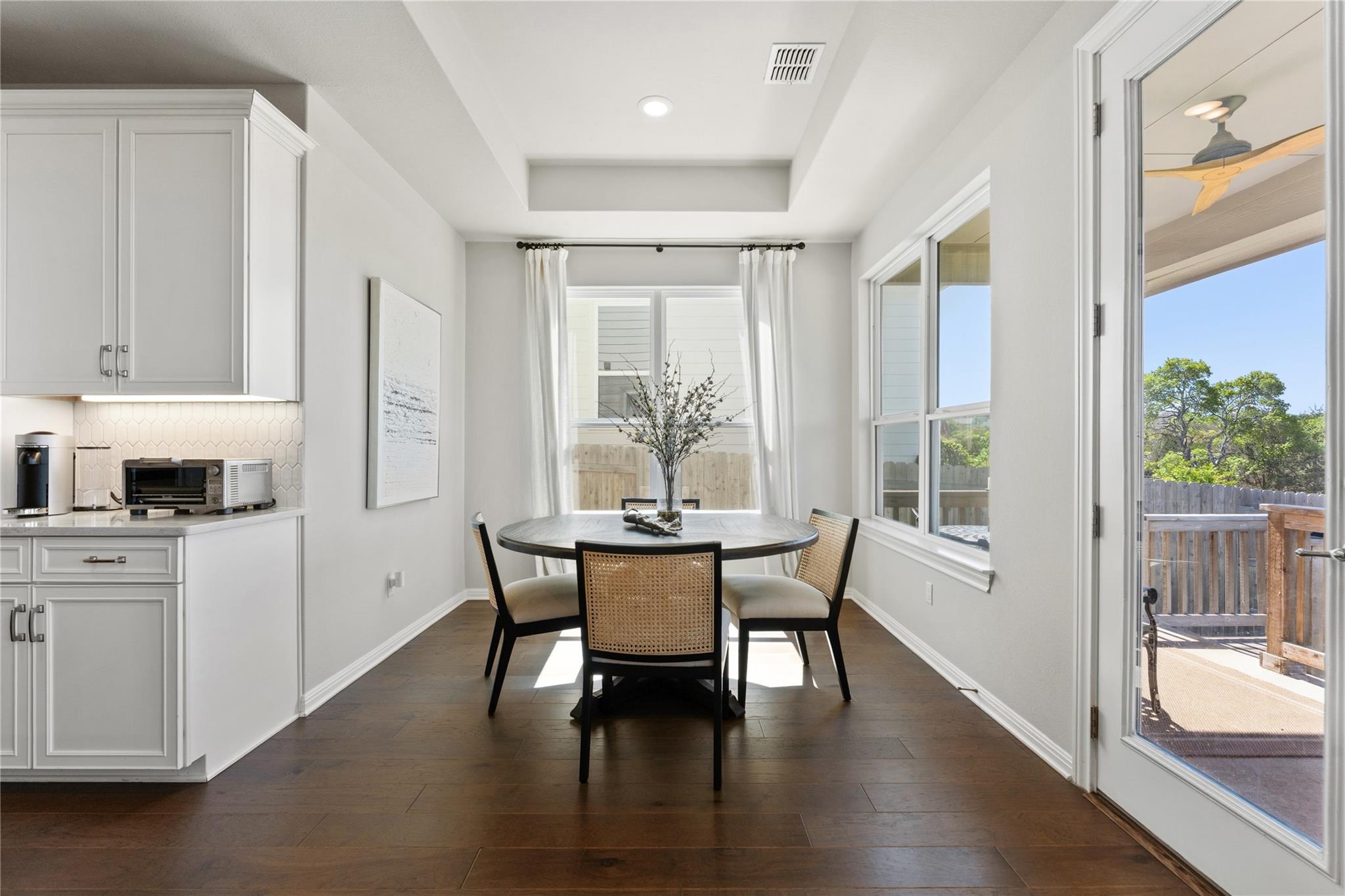 1825 Hazy Hills Loop, Dripping Springs, TX 78620