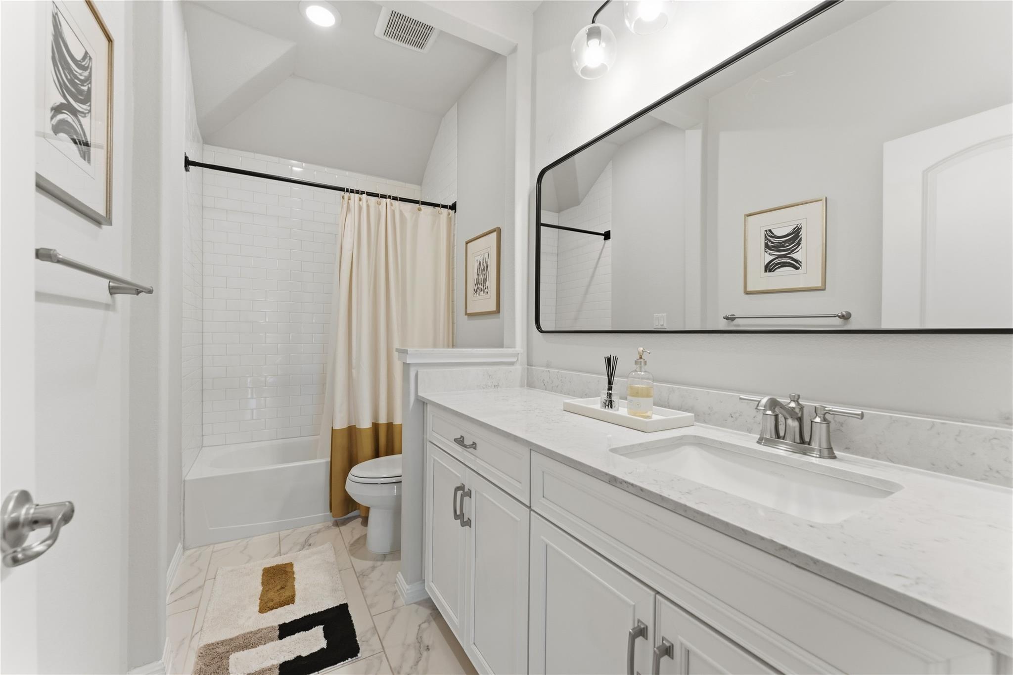 1825 Hazy Hills Loop, Dripping Springs, TX 78620