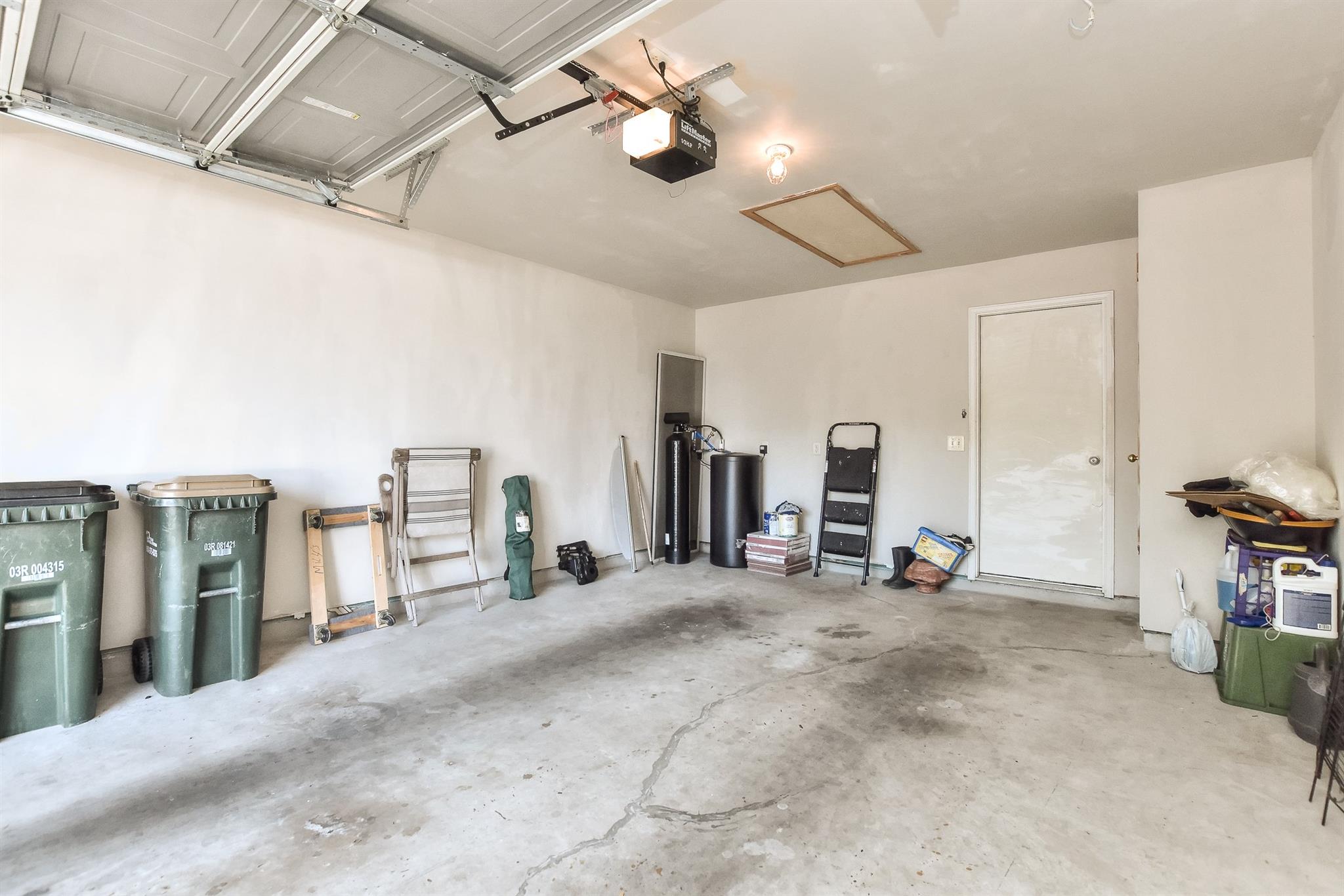 1410 E 3rd St, Georgetown, TX 78626