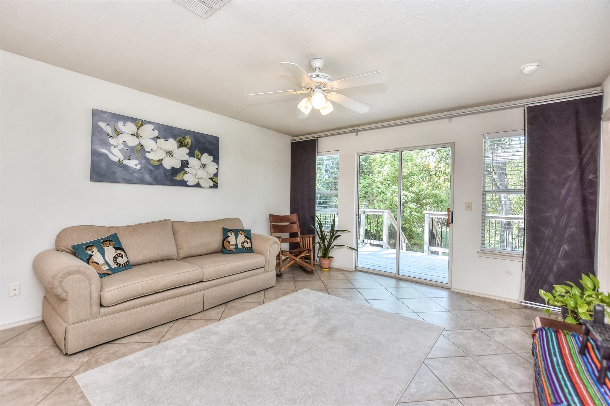 1410 E 3rd St, Georgetown, TX 78626